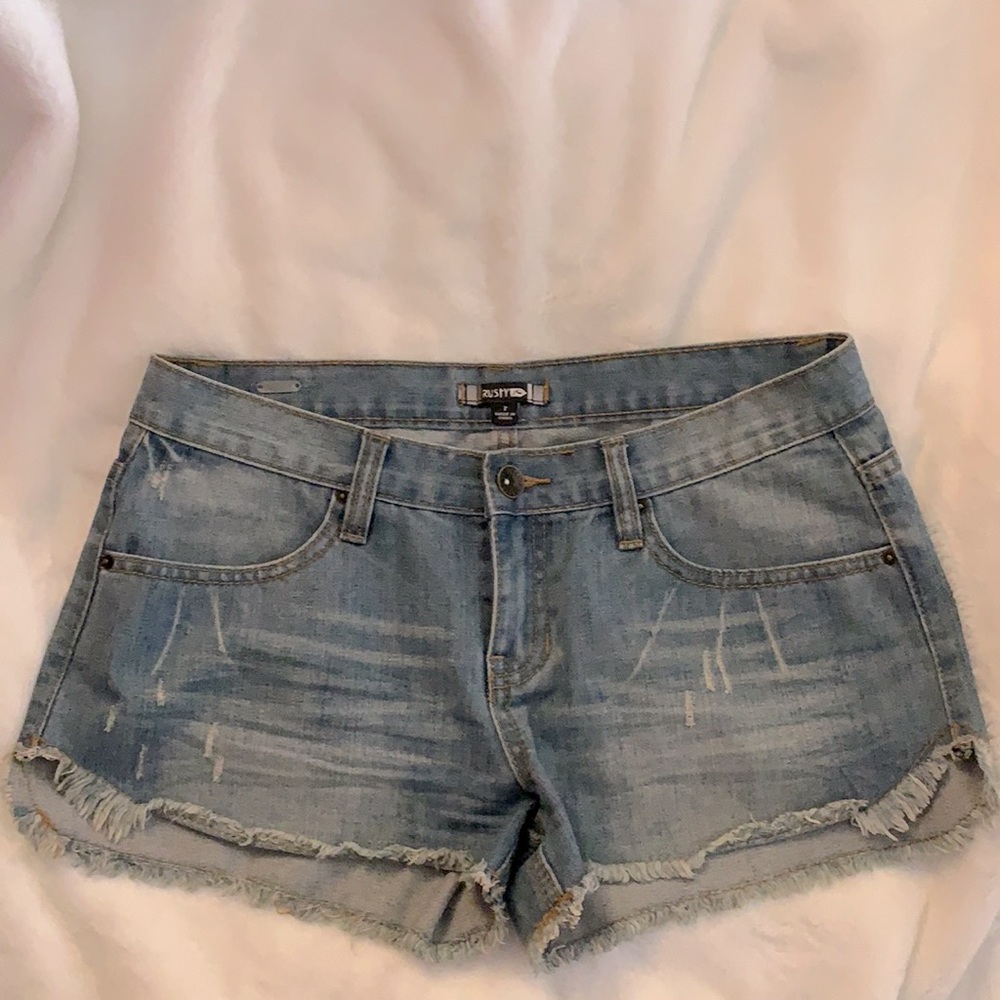 [RUSTY] Ripped Shorts